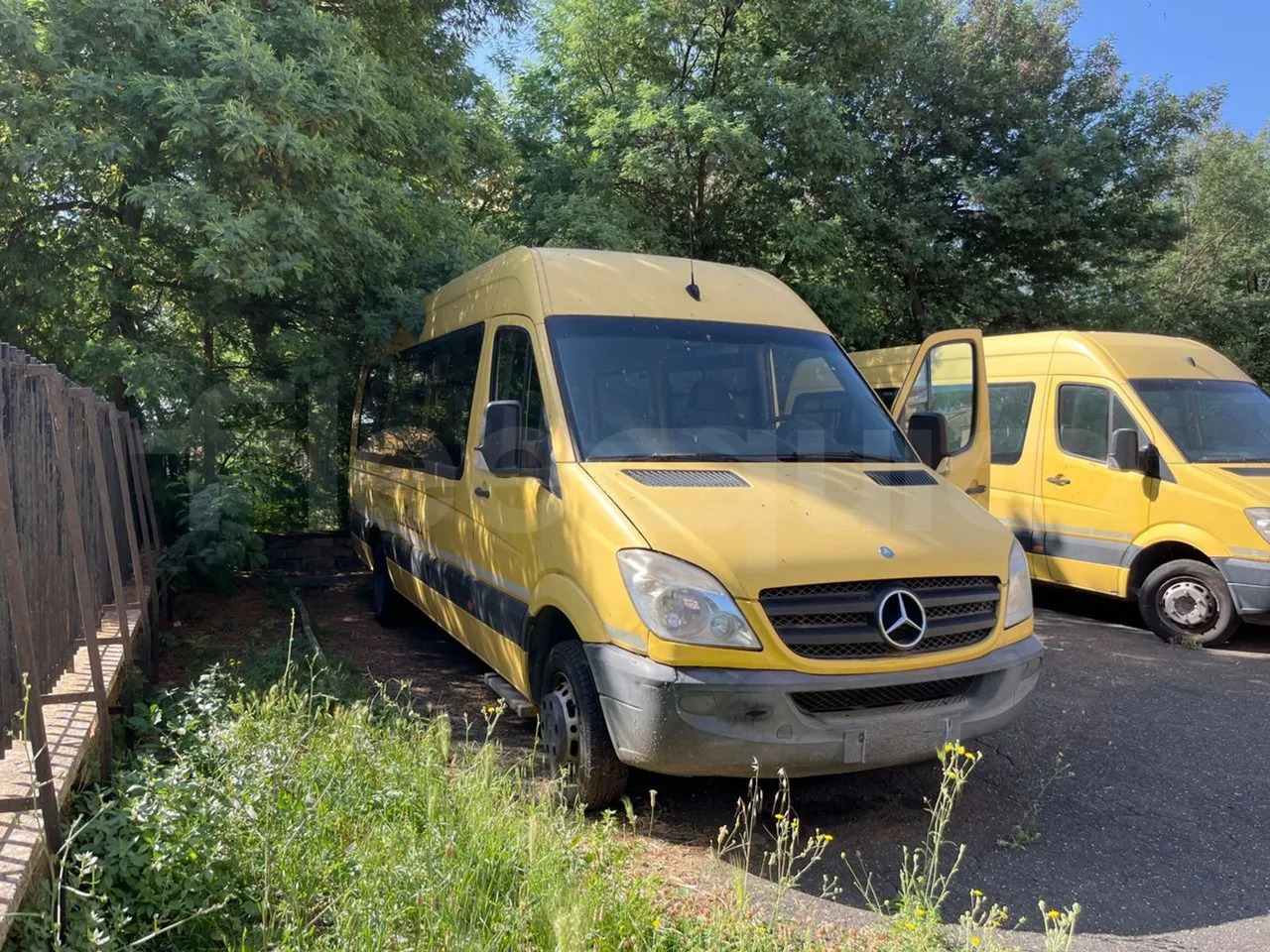 Mercedes-Benz Sprinter - Autocarro escolar: foto 1 Mercedes-Benz Sprinter - Autocarro escolar: foto 1