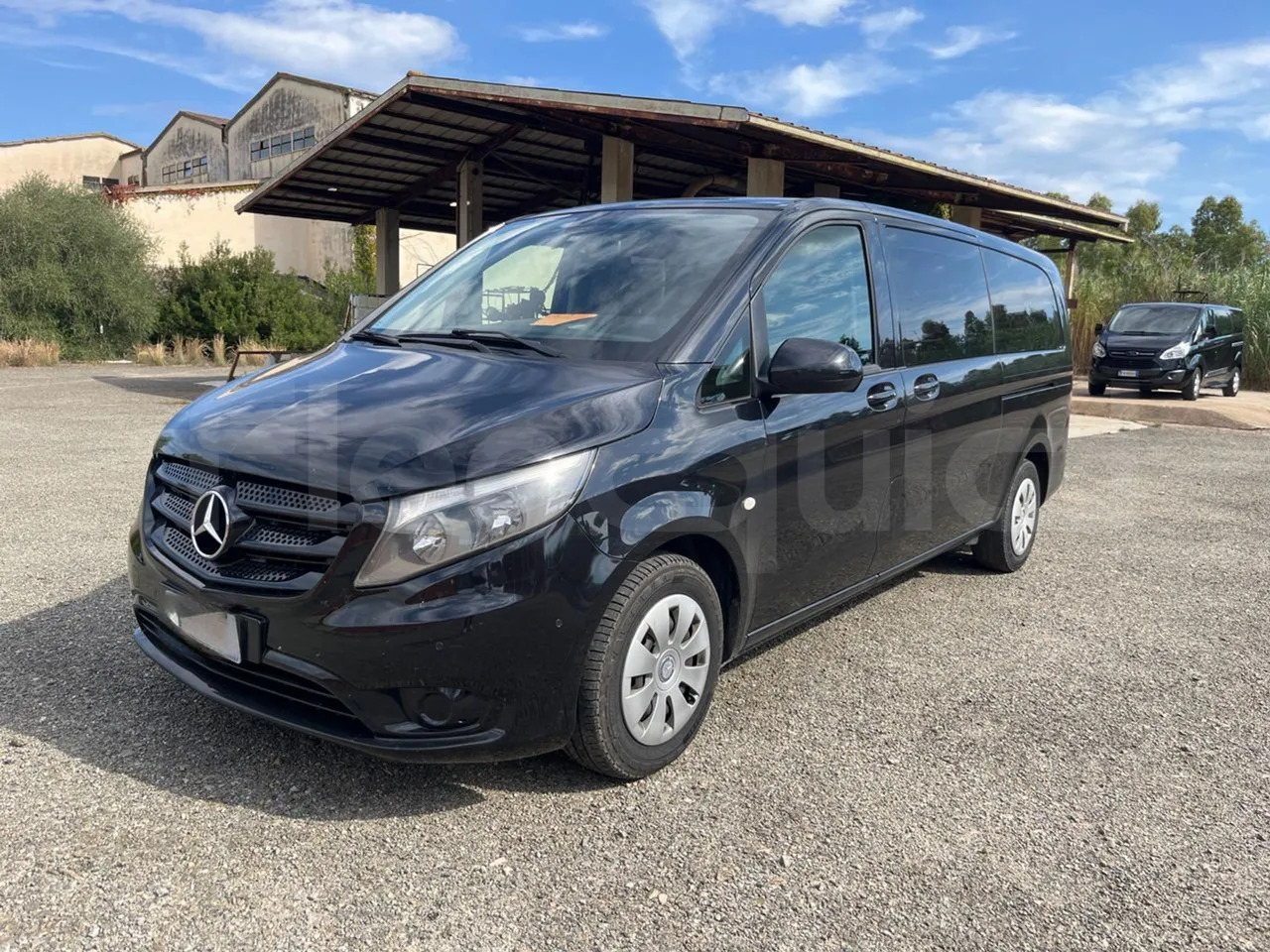 Mercedes-Benz Vito Tourer - Ônibus suburbano: foto 4 Mercedes-Benz Vito Tourer - Ônibus suburbano: foto 4