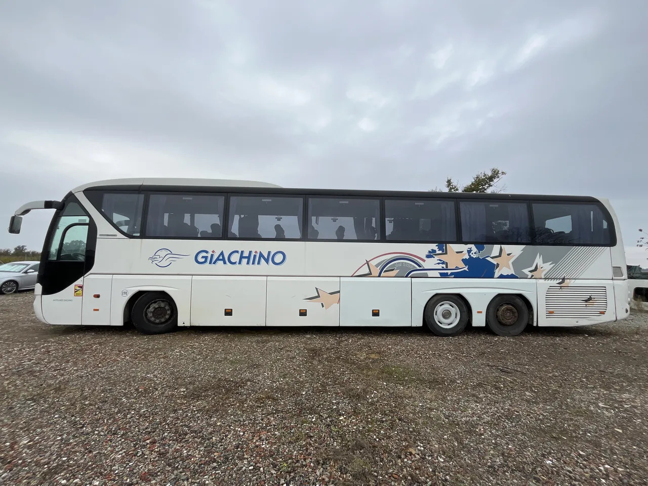Neoplan P22 - Autocarro: foto 5 Neoplan P22 - Autocarro: foto 5