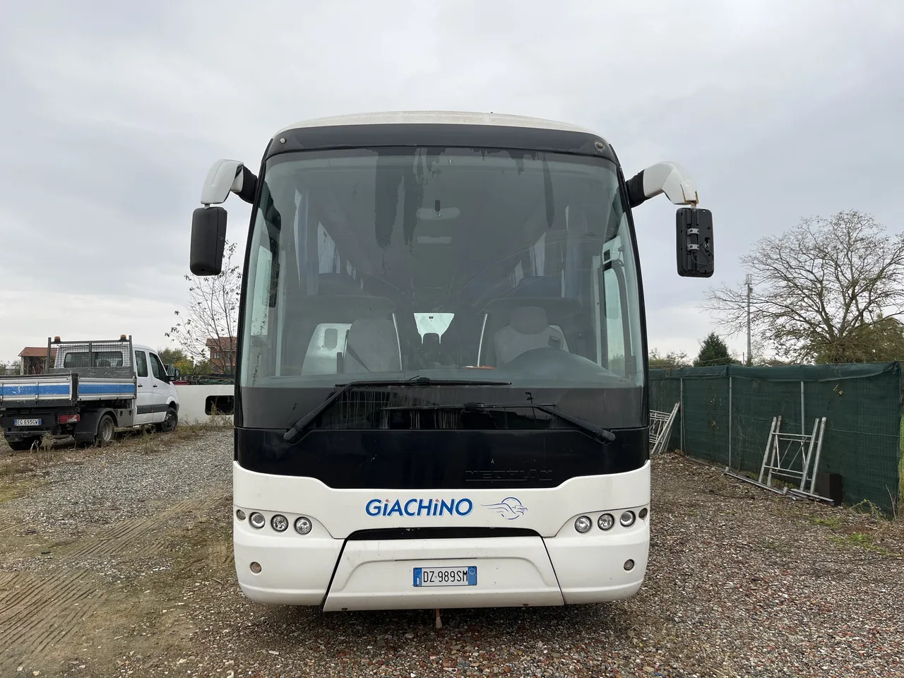 Neoplan P22 - Autocarro: foto 2 Neoplan P22 - Autocarro: foto 2