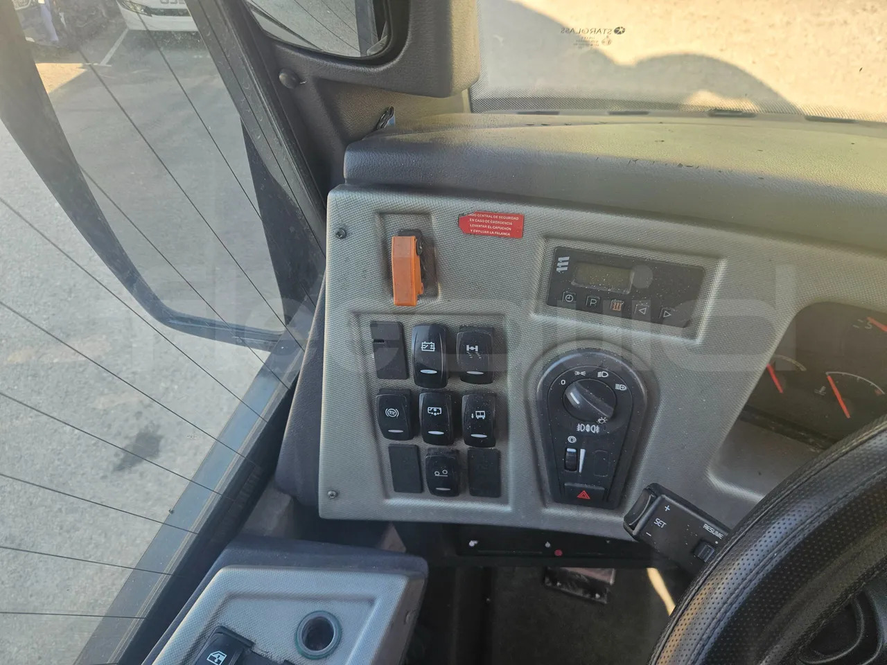 Autocarro Volvo B12B: foto 19
