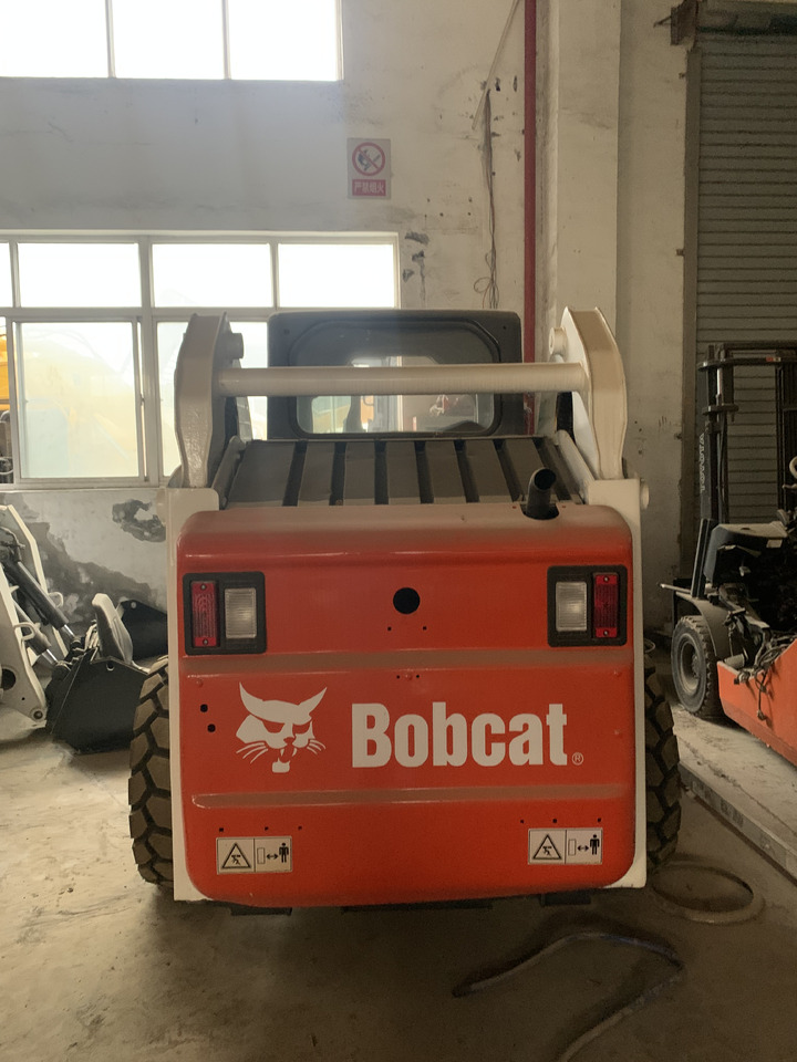 BOBCAT S185 - Mini pá carregadora: foto 5 BOBCAT S185 - Mini pá carregadora: foto 5