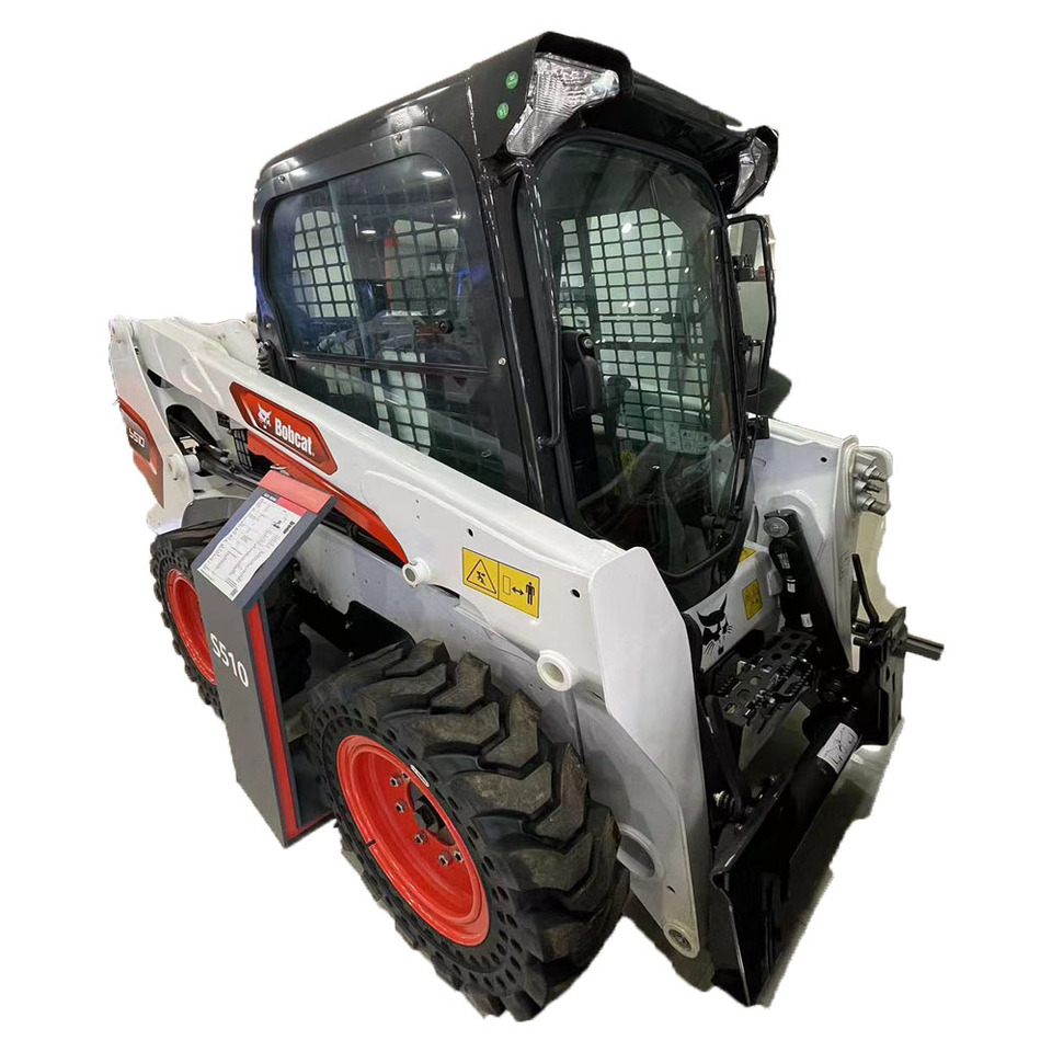 BOBCAT S510 C4 - Mini pá carregadora: foto 1 BOBCAT S510 C4 - Mini pá carregadora: foto 1