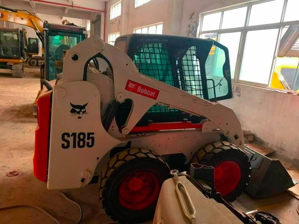 Bobcat S 185 - Mini pá carregadora: foto 4 Bobcat S 185 - Mini pá carregadora: foto 4