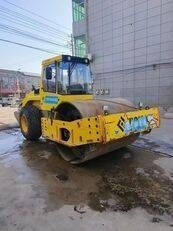 Bomag BW 220D-40 - Compactador de asfalto: foto 1 Bomag BW 220D-40 - Compactador de asfalto: foto 1