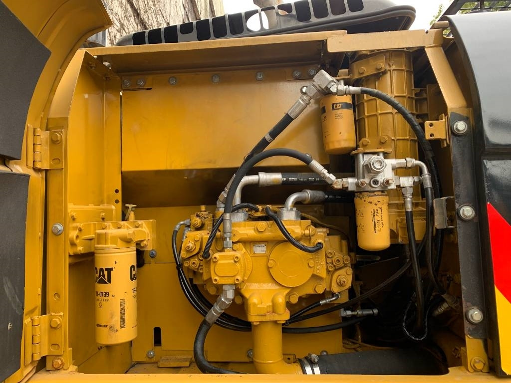 CAT 320D2 - Escavadora de rastos: foto 4 CAT 320D2 - Escavadora de rastos: foto 4