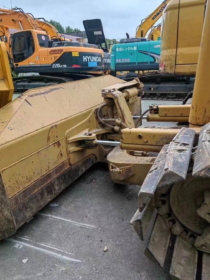 CAT D5N - Buldôzer: foto 4 CAT D5N - Buldôzer: foto 4