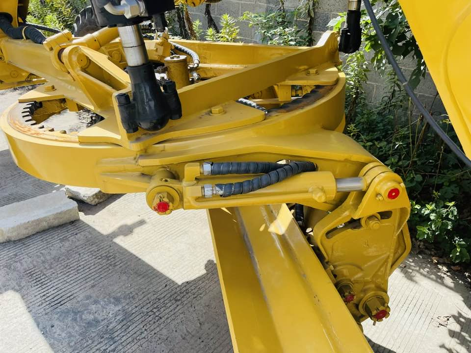 Caterpillar 140H Motor Grader - Motoniveladora: foto 3 Caterpillar 140H Motor Grader - Motoniveladora: foto 3