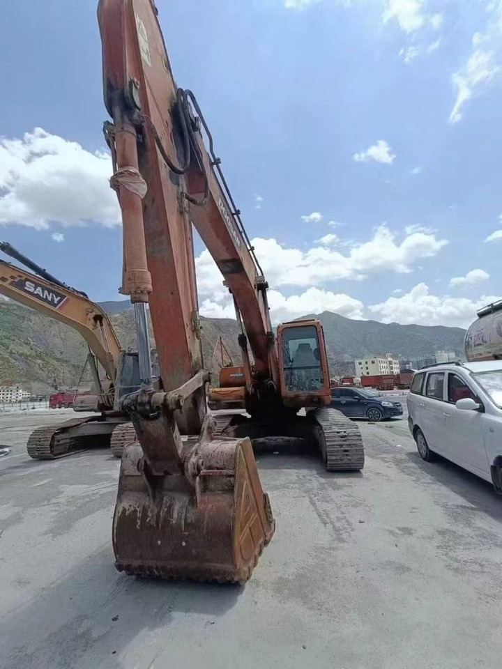 Doosan DX 225 DH225LC-9 DX 225 DH225LC-9 - Escavadora de rastos: foto 1 Doosan DX 225 DH225LC-9 DX 225 DH225LC-9 - Escavadora de rastos: foto 1
