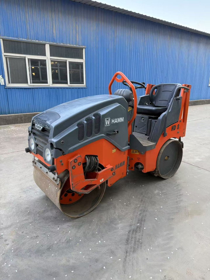 HAMM HD8VV - Compactador de asfalto: foto 1 HAMM HD8VV - Compactador de asfalto: foto 1