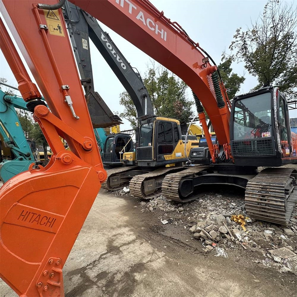 Hitachi ZX 200-3 G - Escavadora de rastos: foto 1 Hitachi ZX 200-3 G - Escavadora de rastos: foto 1