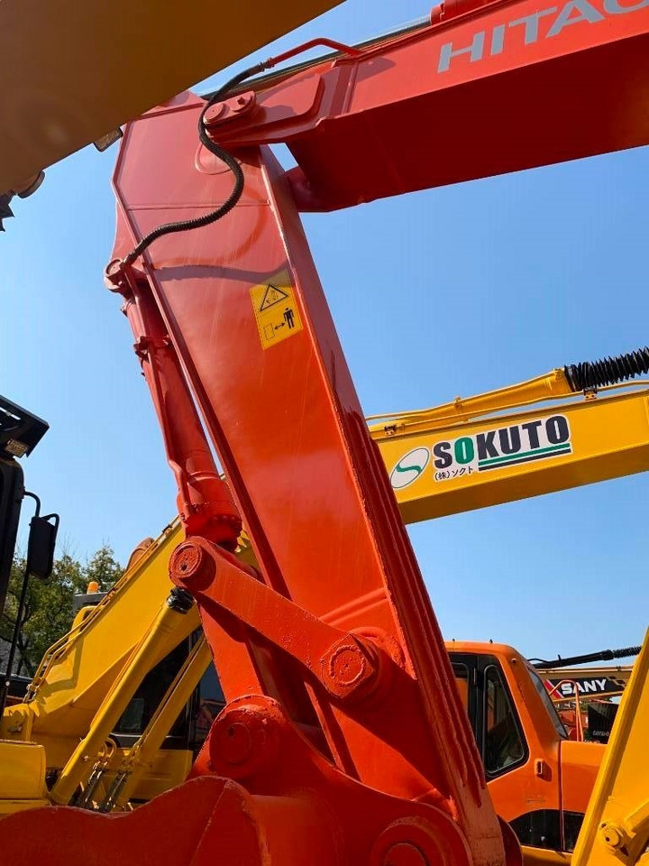 Hitachi Zaxis 240 - Escavadora de rastos: foto 5 Hitachi Zaxis 240 - Escavadora de rastos: foto 5