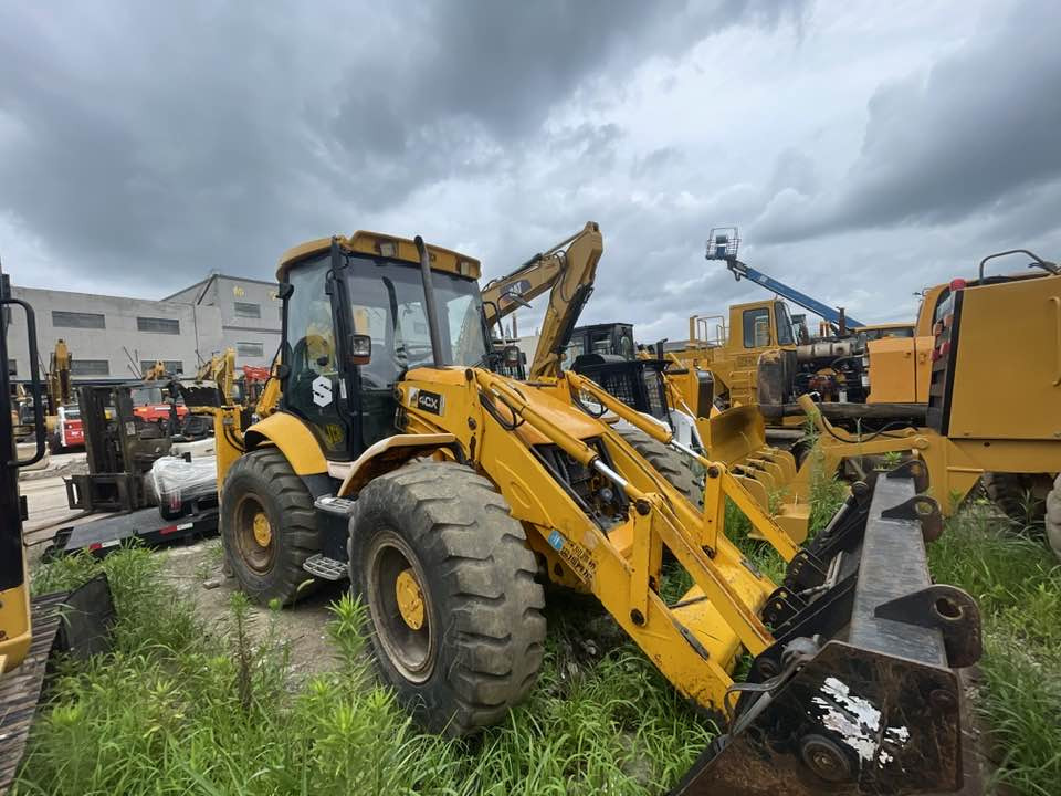 JCB 4CX - Retroescavadeira: foto 1 JCB 4CX - Retroescavadeira: foto 1