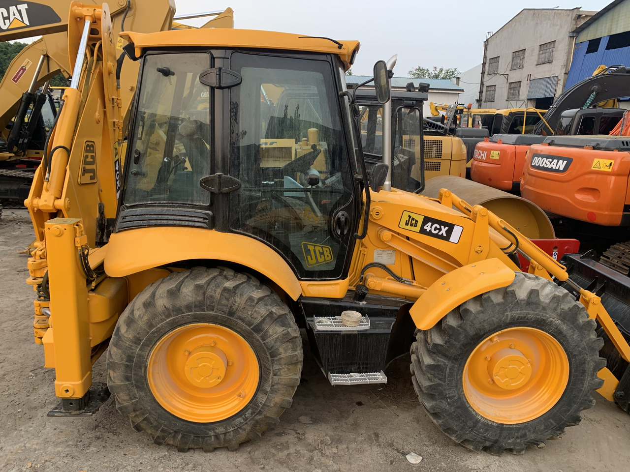 JCB 4CX - Pá carregadora de rodas: foto 5 JCB 4CX - Pá carregadora de rodas: foto 5