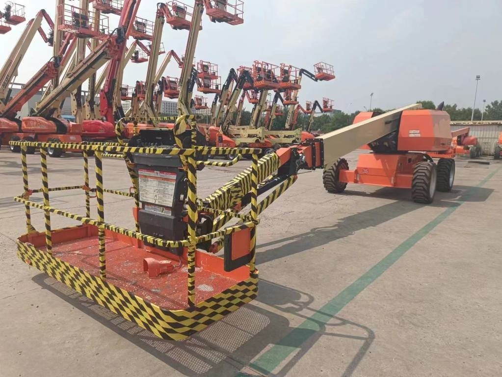 JLG 660 SJ - Plataforma telescópica: foto 1 JLG 660 SJ - Plataforma telescópica: foto 1