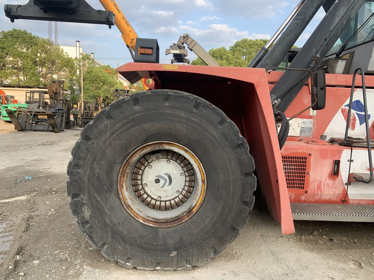Kalmar DRF450-60S5K - Reachstacker porta contentores: foto 3 Kalmar DRF450-60S5K - Reachstacker porta contentores: foto 3