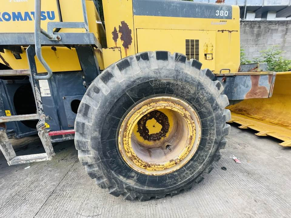 Komatsu WA380-8 - Pá carregadora de rodas: foto 5 Komatsu WA380-8 - Pá carregadora de rodas: foto 5