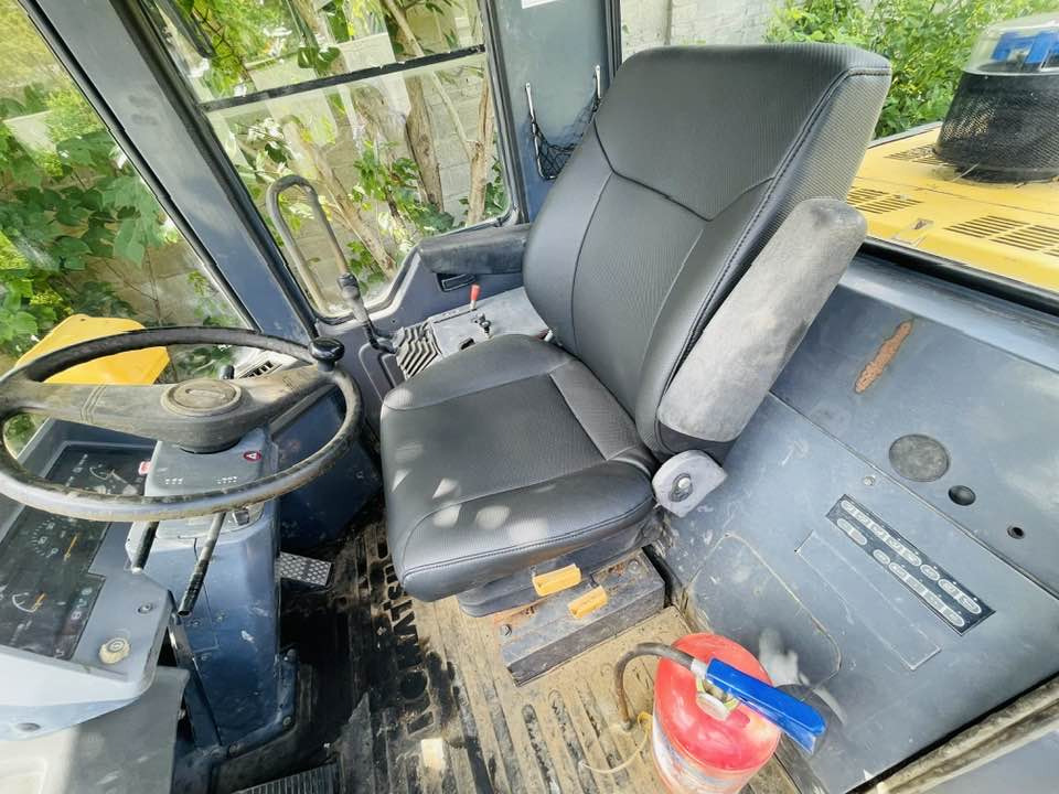 Komatsu WA380-8 - Pá carregadora de rodas: foto 5 Komatsu WA380-8 - Pá carregadora de rodas: foto 5