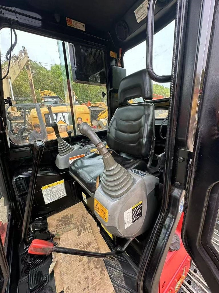 Kubota U-35 - Escavadora de rastos: foto 4 Kubota U-35 - Escavadora de rastos: foto 4