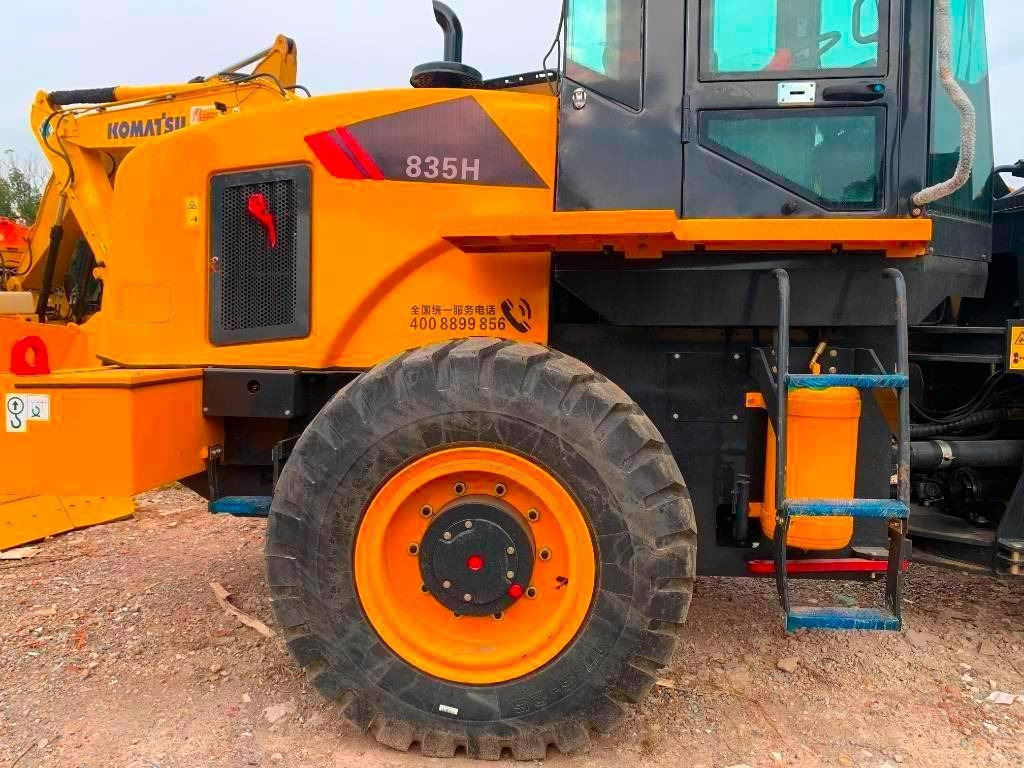 Liugong 835 H - Pá carregadoras de rastos: foto 5 Liugong 835 H - Pá carregadoras de rastos: foto 5
