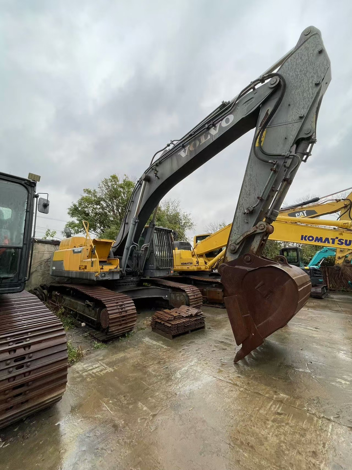 VOLVO EC380DL - Escavadeira de rodas: foto 1 VOLVO EC380DL - Escavadeira de rodas: foto 1