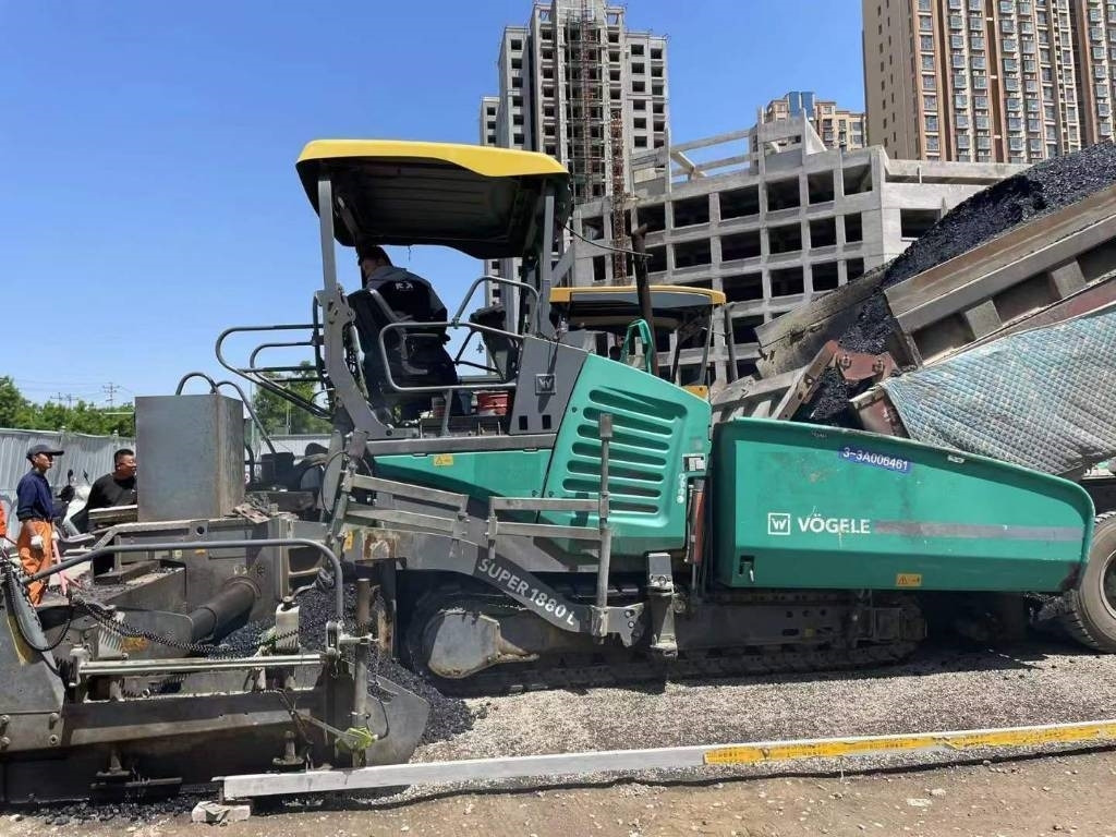 Acabadora Vögele Super 1880L: foto 7 Acabadora Vögele Super 1880L: foto 7