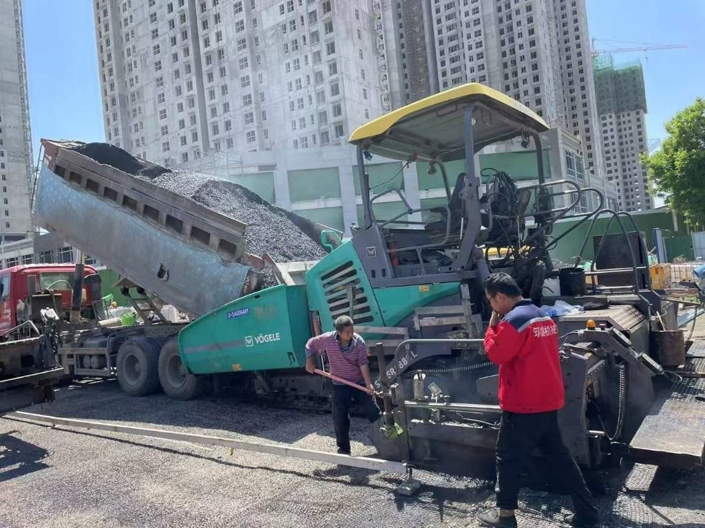 Acabadora Vögele Super 1880L: foto 9 Acabadora Vögele Super 1880L: foto 9