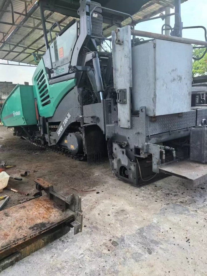 Vögele Super 2100-3 - Acabadora: foto 1 Vögele Super 2100-3 - Acabadora: foto 1