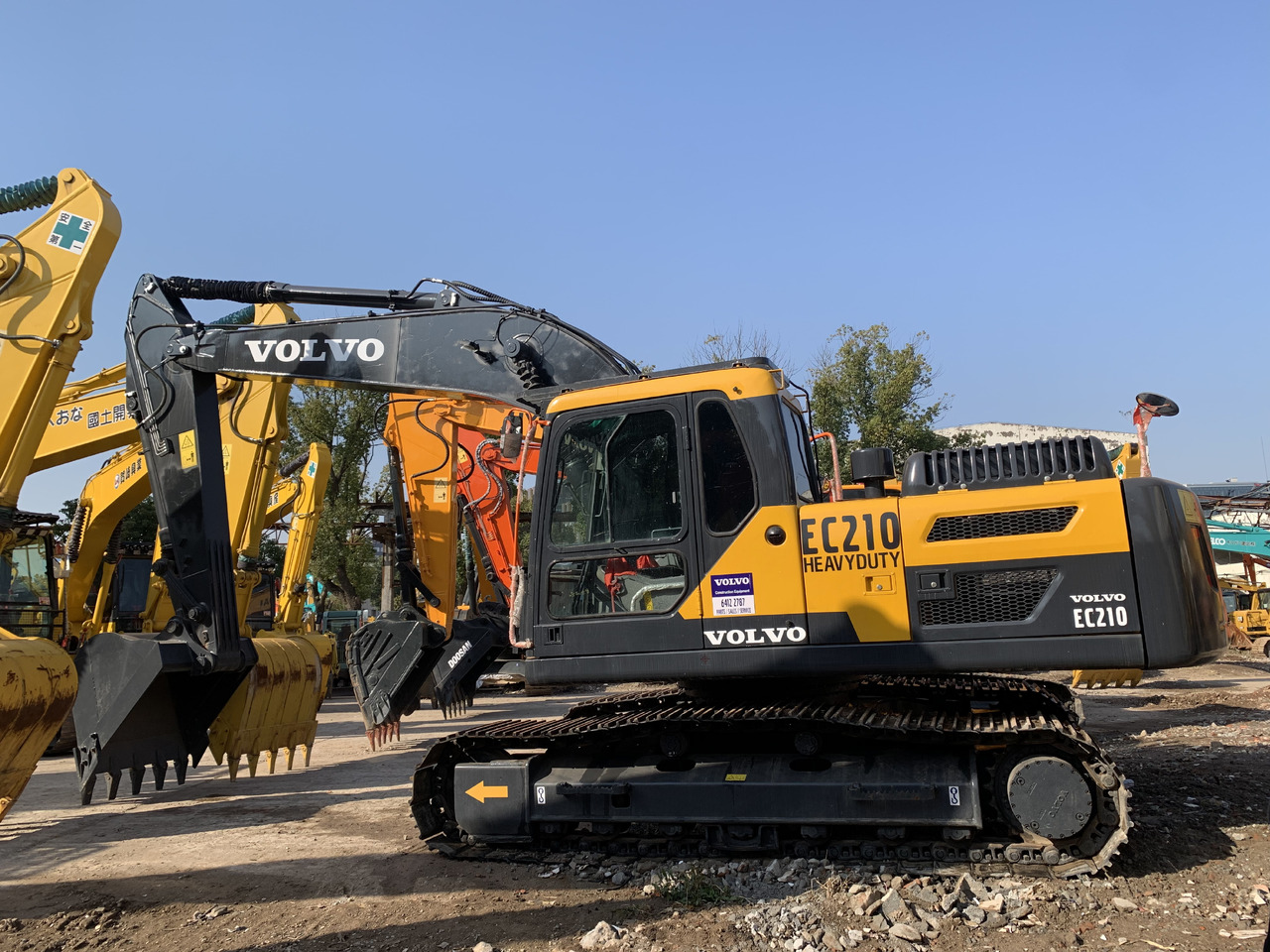 Volvo EC210D - Escavadeira de rodas: foto 1 Volvo EC210D - Escavadeira de rodas: foto 1