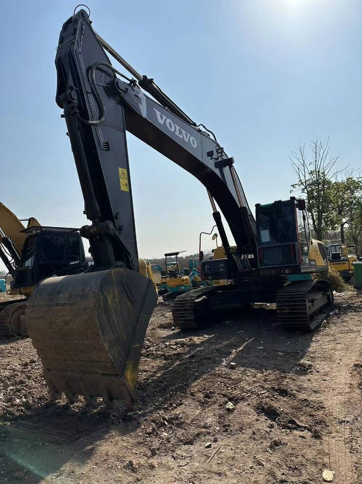 Volvo EC290 - Escavadora de rastos: foto 1 Volvo EC290 - Escavadora de rastos: foto 1