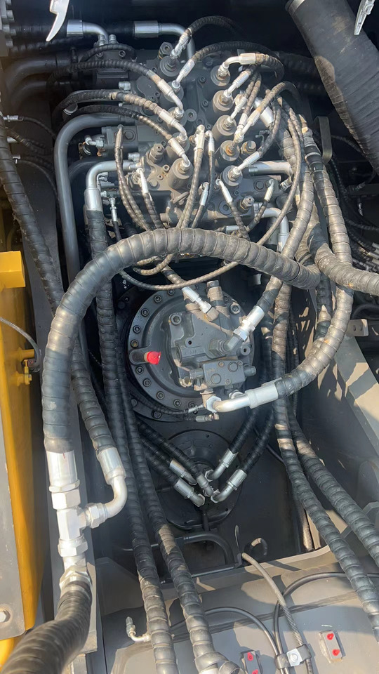 Vovlo EC300 - Escavadeira de rodas: foto 4 Vovlo EC300 - Escavadeira de rodas: foto 4