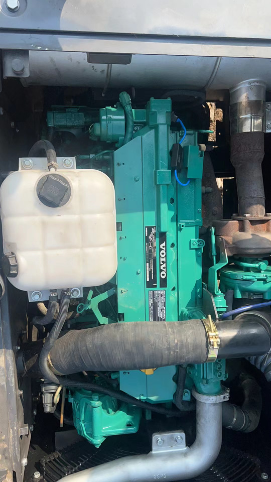 Vovlo EC300 - Escavadeira de rodas: foto 3 Vovlo EC300 - Escavadeira de rodas: foto 3