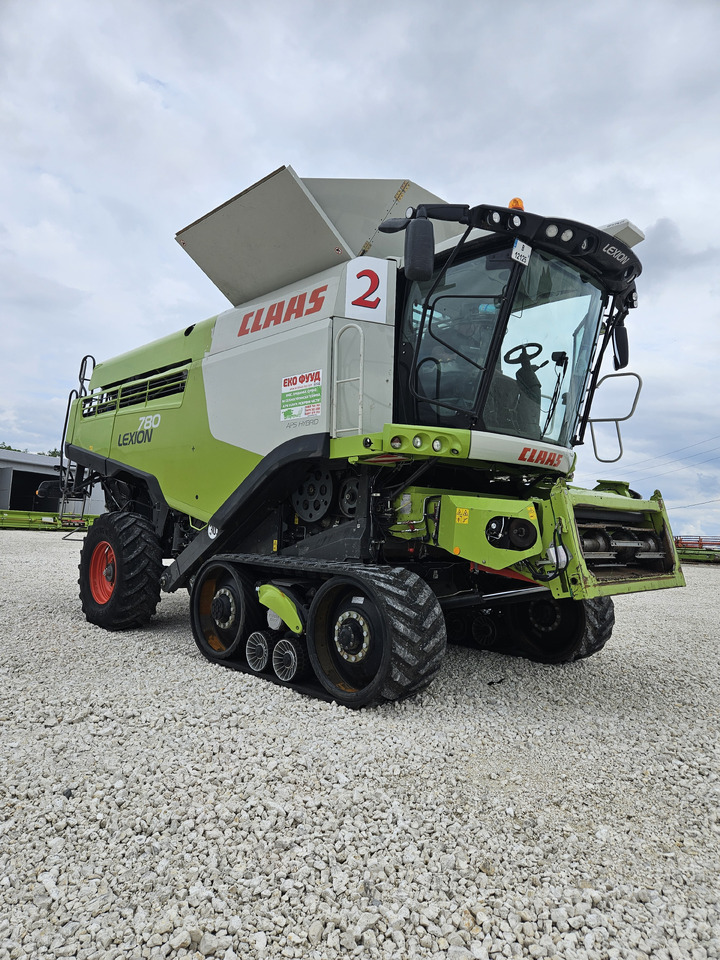 CLAAS LEXION 780 TT, V12.30 - Ceifeira debulhadora: foto 1 CLAAS LEXION 780 TT, V12.30 - Ceifeira debulhadora: foto 1