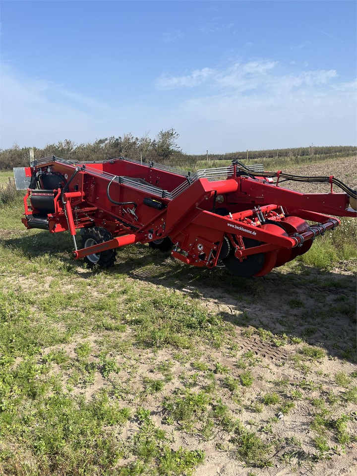 Becklönne SL1500HS - Colheitadeira de batatas: foto 1 Becklönne SL1500HS - Colheitadeira de batatas: foto 1