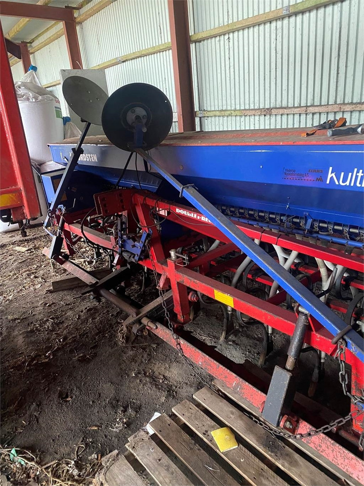 Doublet-Record KULTI-SEEDER 4 MTR - Semeadora combinada: foto 1 Doublet-Record KULTI-SEEDER 4 MTR - Semeadora combinada: foto 1