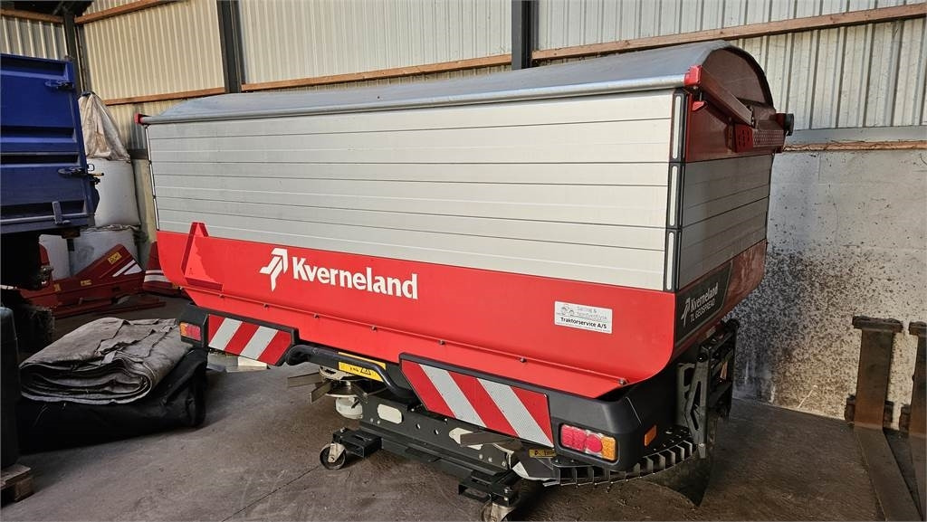 Kverneland TL-GEOSPREAD - Distribuidor de fertilizantes: foto 1 Kverneland TL-GEOSPREAD - Distribuidor de fertilizantes: foto 1