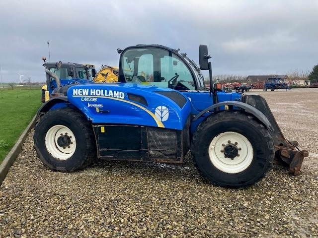 New Holland LM7.35 - Empilhador telescópico: foto 3 New Holland LM7.35 - Empilhador telescópico: foto 3