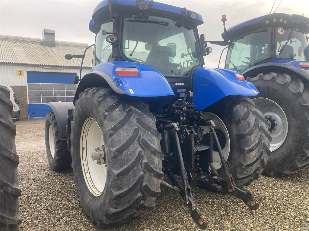 New Holland T7.220 CLASSIC - Trator: foto 3 New Holland T7.220 CLASSIC - Trator: foto 3