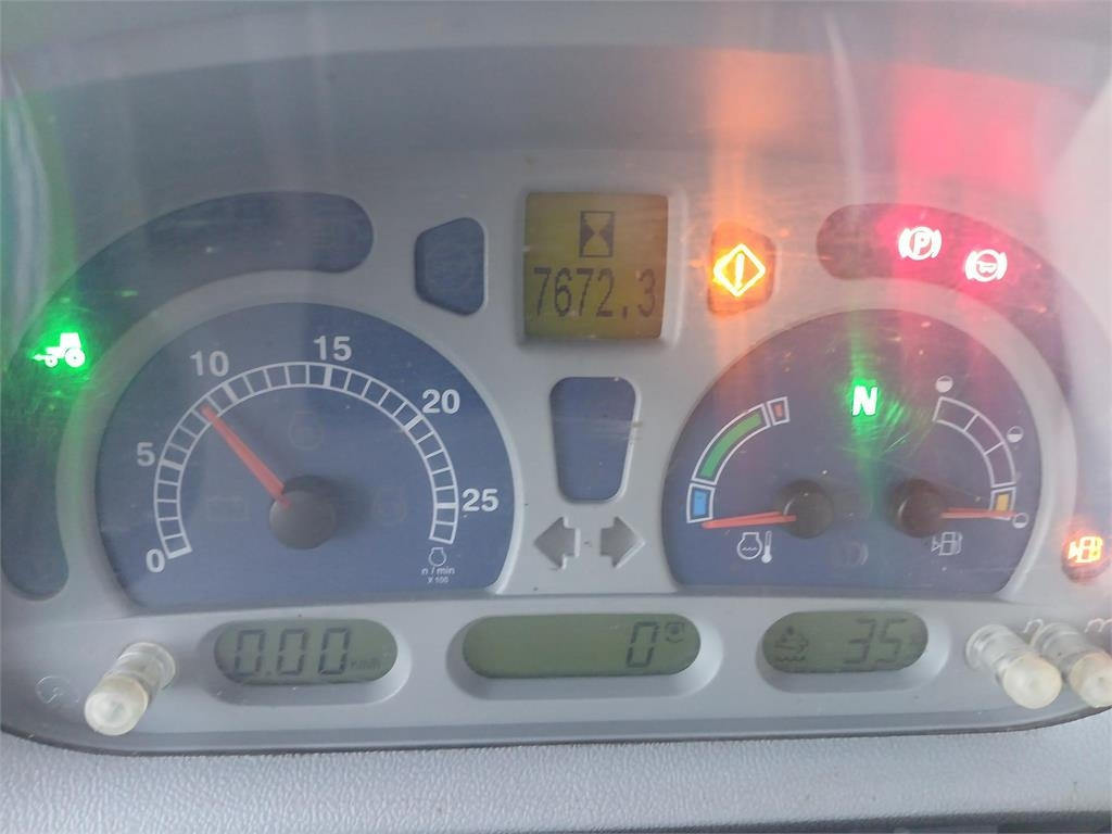 New Holland T7.260 PC SWII - Trator: foto 4 New Holland T7.260 PC SWII - Trator: foto 4