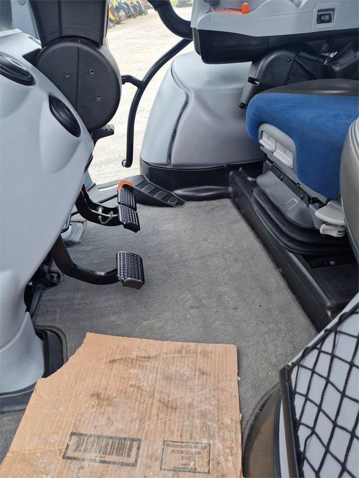 New Holland T7.270AC STAGE V - Trator: foto 5 New Holland T7.270AC STAGE V - Trator: foto 5
