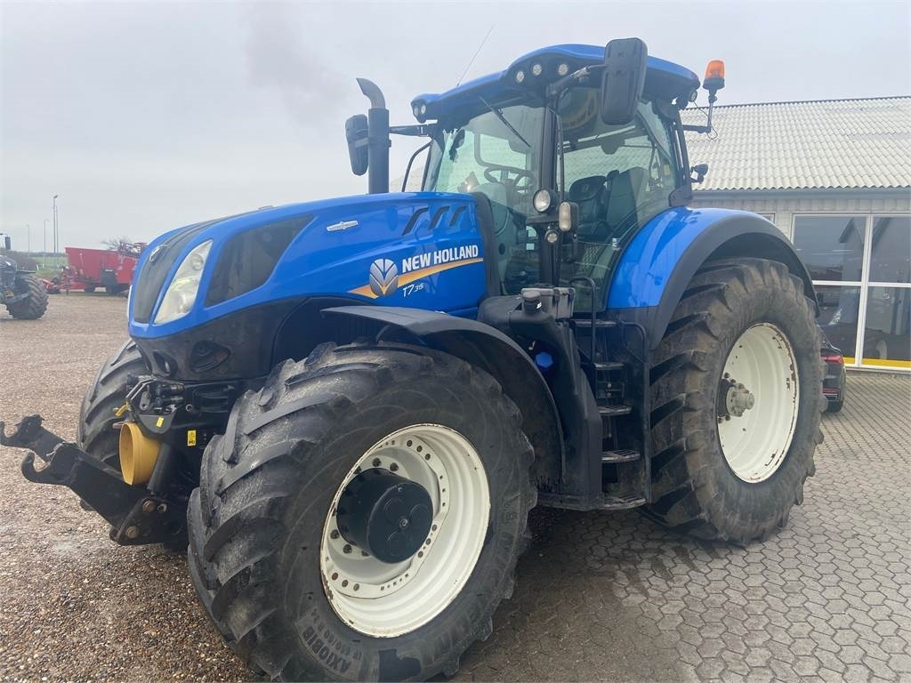 New Holland T7.315 AC - Trator: foto 2 New Holland T7.315 AC - Trator: foto 2