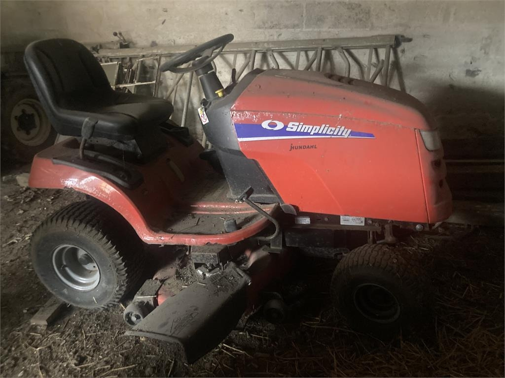 Simplicity REGENT XL 1742 - Gadanheira: foto 1 Simplicity REGENT XL 1742 - Gadanheira: foto 1