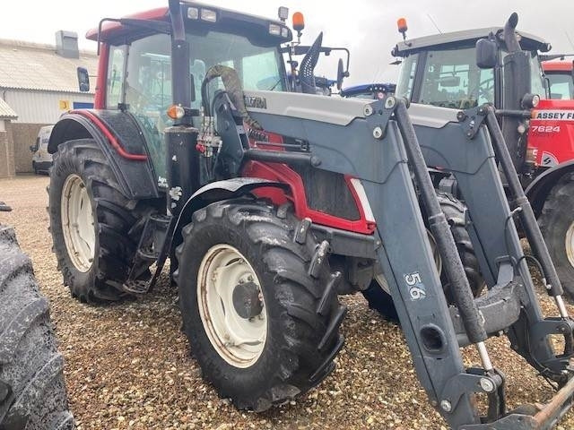 Valtra N123 MED FRONTLÆSSER - Trator: foto 2 Valtra N123 MED FRONTLÆSSER - Trator: foto 2