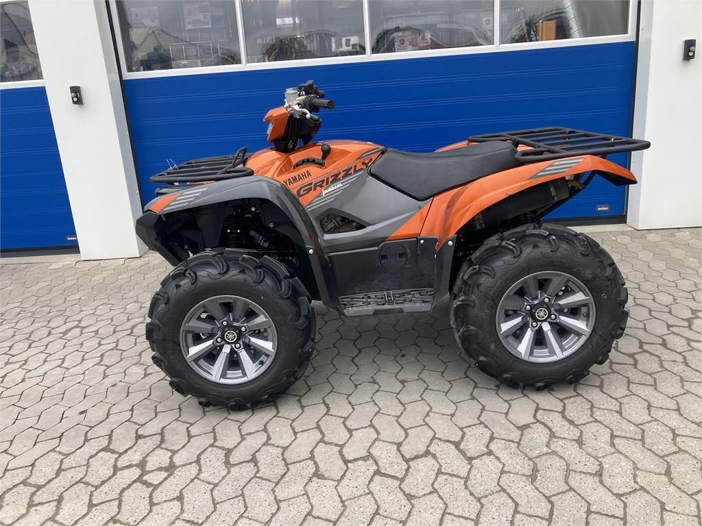 Yamaha YFM 700 GRIZZLY SE - Quadriciclo: foto 1 Yamaha YFM 700 GRIZZLY SE - Quadriciclo: foto 1