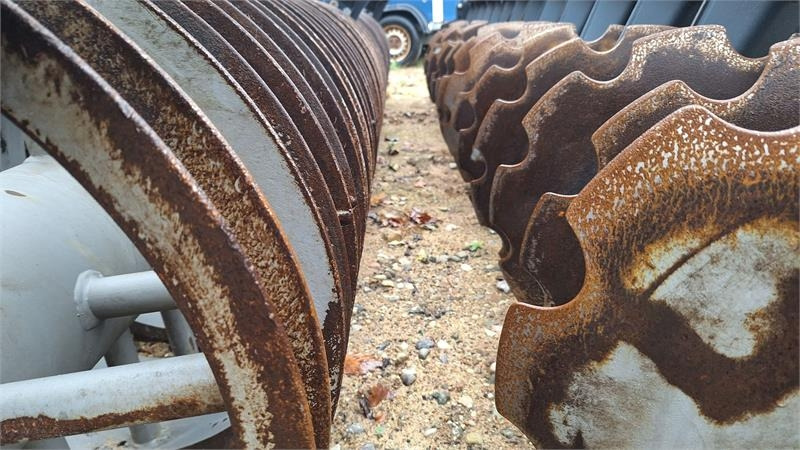 Agro - TOM 4 Meters DISC HARVE - Grades de discos: foto 4 Agro - TOM 4 Meters DISC HARVE - Grades de discos: foto 4