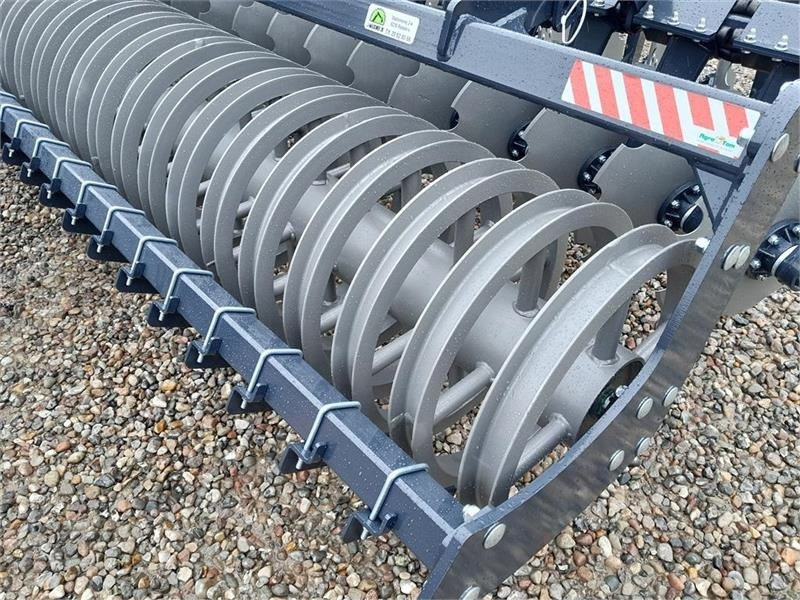 Agro-Tom 6 Meter discharve Agro-Tom 6 m. bugser - Grades de discos: foto 5 Agro-Tom 6 Meter discharve Agro-Tom 6 m. bugser - Grades de discos: foto 5
