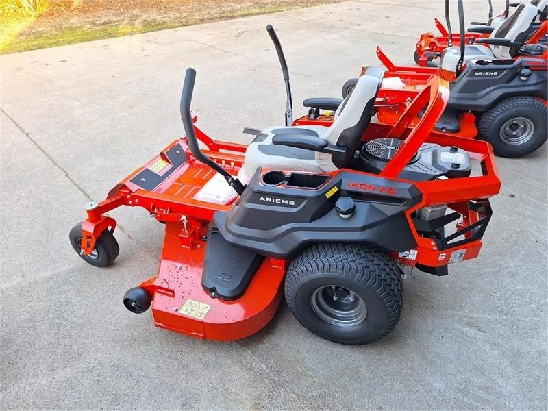 Ariens IKON XD 52" (132 Cm. Klippe bredde) - Trator municipal: foto 4 Ariens IKON XD 52" (132 Cm. Klippe bredde) - Trator municipal: foto 4
