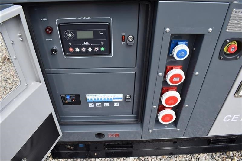 - - - Baudouin 17 kVa  - Gerador elétrico: foto 5 - - - Baudouin 17 kVa  - Gerador elétrico: foto 5