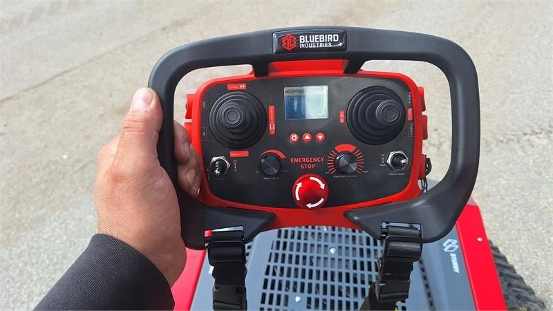 Blue Bird Fm24-70 Fabriks ny - Cortador de grama: foto 5 Blue Bird Fm24-70 Fabriks ny - Cortador de grama: foto 5