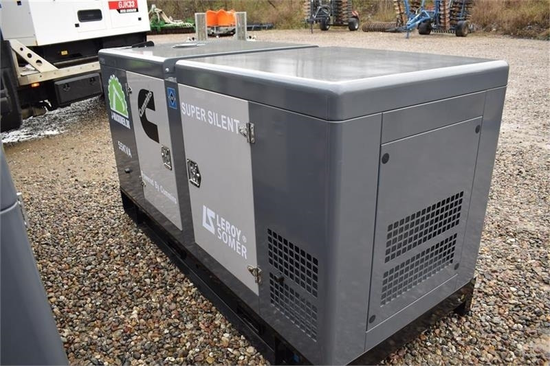 Cummins 55 KvA - Gerador elétrico: foto 3 Cummins 55 KvA - Gerador elétrico: foto 3